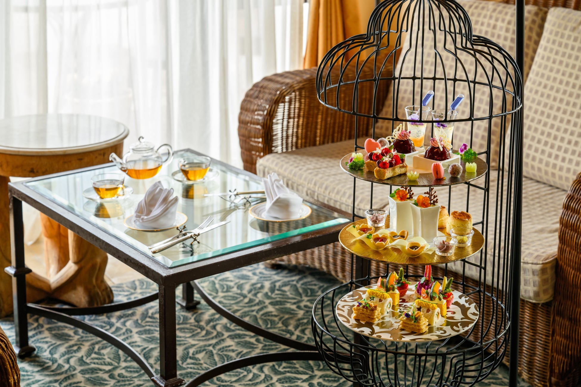 ネームタグで推し活しよう! 旅行で便利な「ミニフォトを入れられるネームタグ」新発売