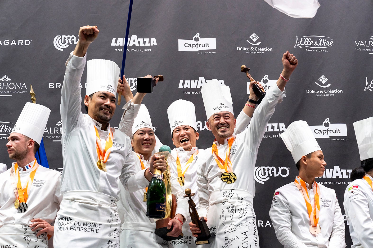 【横浜ロイヤルパークホテル】上品で洗練されたホワイトデースイーツ「RUBAN(リュバン)」を販売