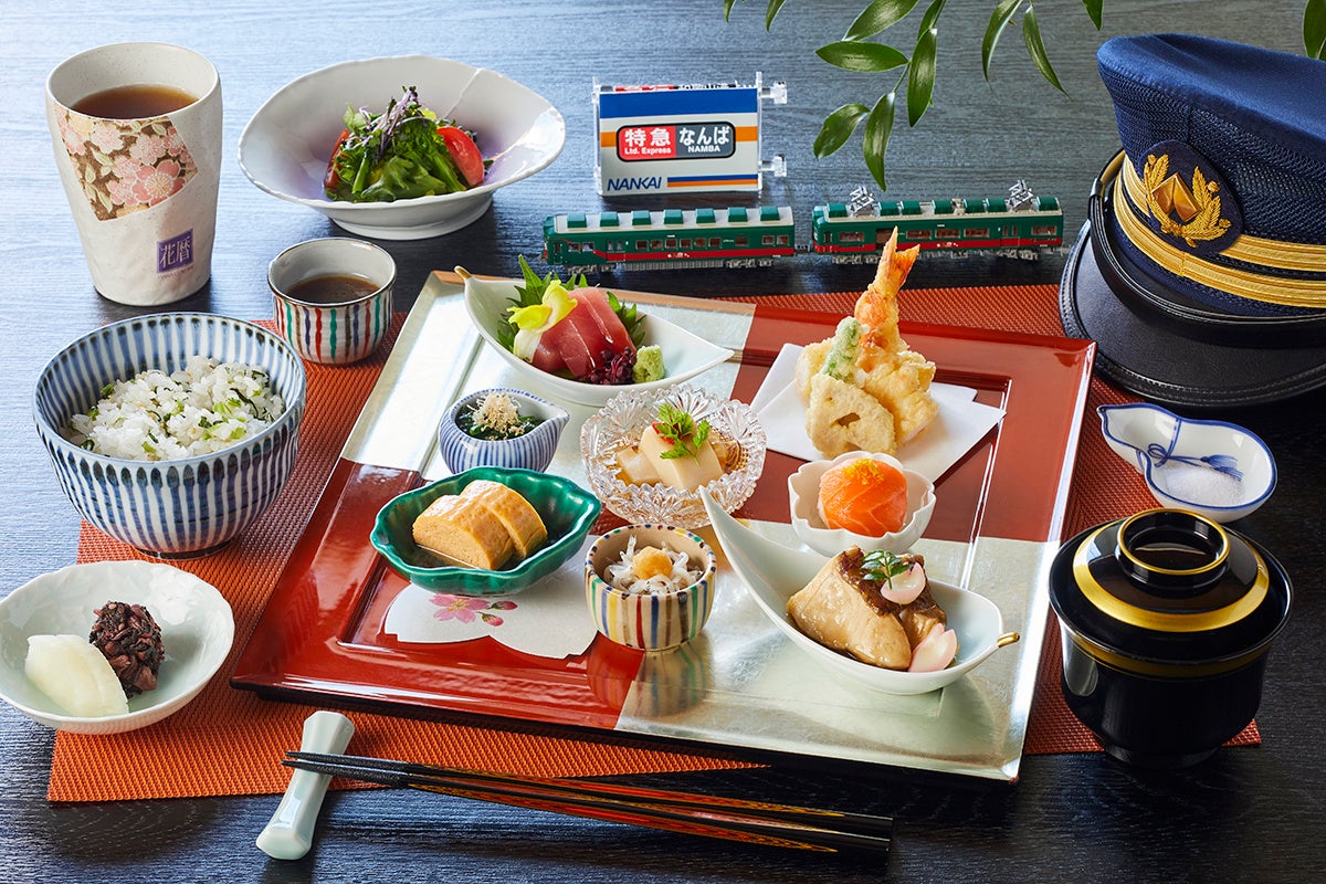 富士マリオットホテル山中湖 いちごの天ぷらから始まる、全皿にいちごを使用した春色ディナーコース「Strawberry Symphony (ストロベリーシンフォニー)」を発売