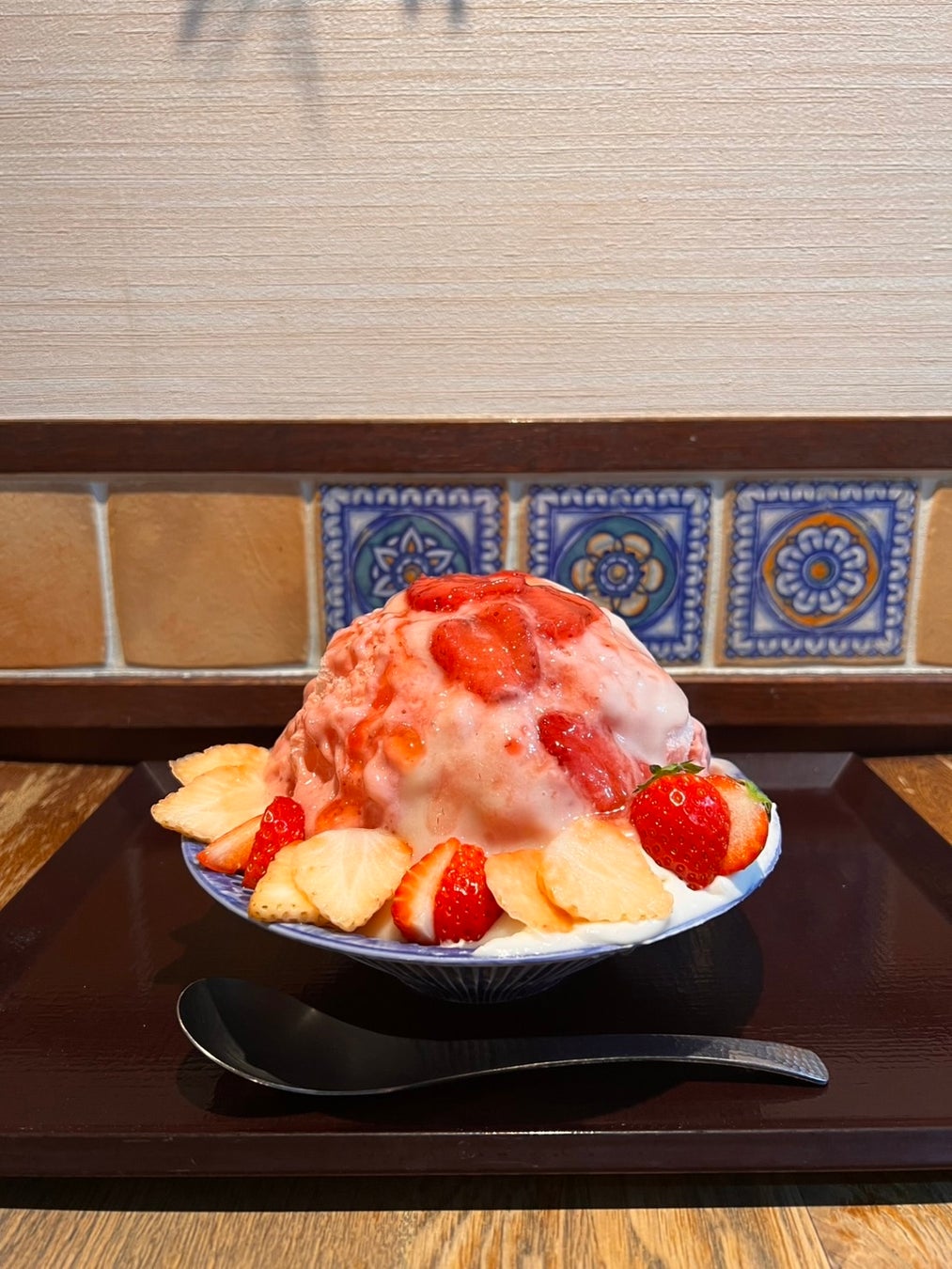 【地球の歩き方国内版100万部突破記念】抽選で200名様に日本全国、各地のすてきな名産品をプレゼント!