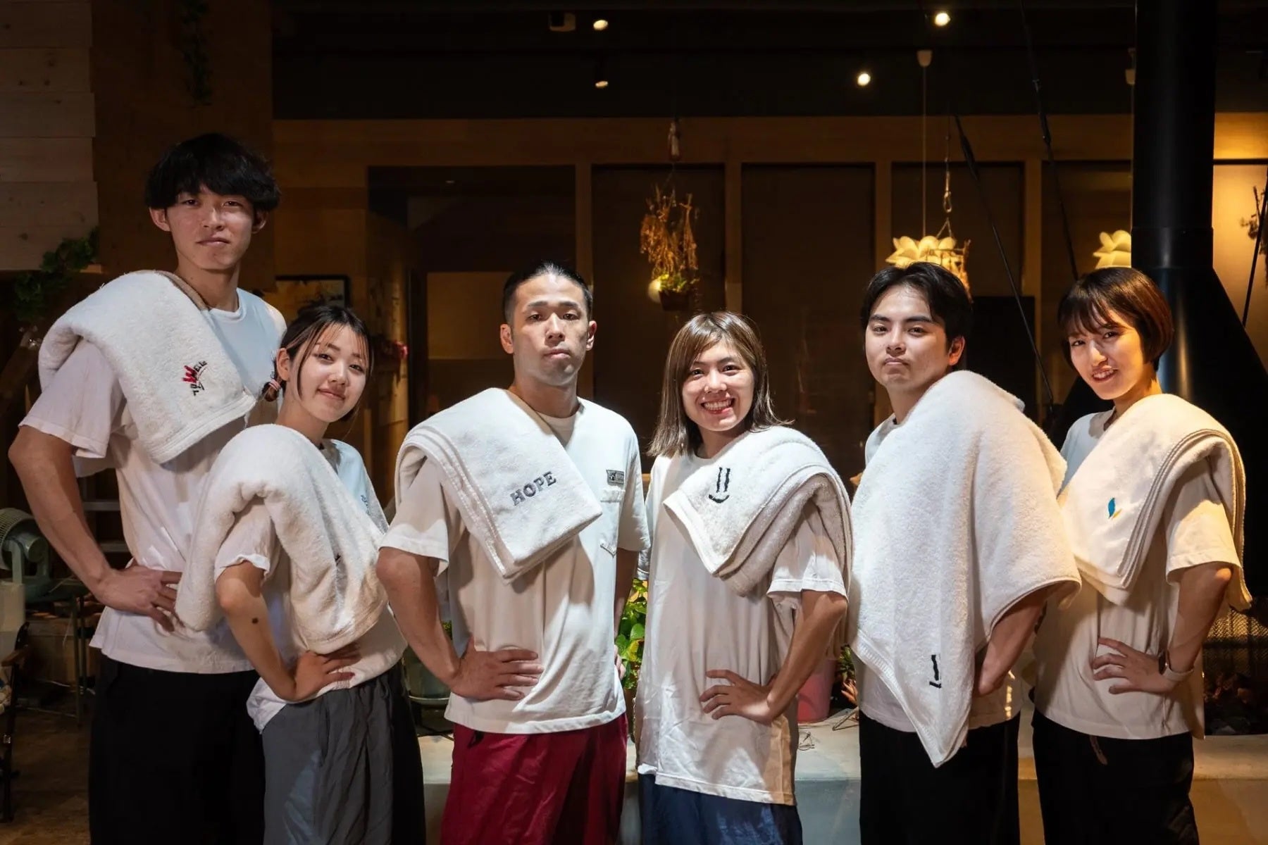 アルカスイス互換3ウェイ雲台を搭載した、ベーシック中型3段カーボン三脚「ライトカーボン E73 II AC」・短く運べるベーシック4段カーボン三脚「ライトカーボン E74 II AC」