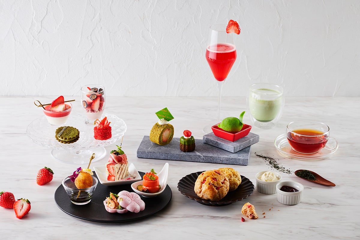 春の訪れを味わう華やぎの“桜御膳”で、一足早いお花見を。