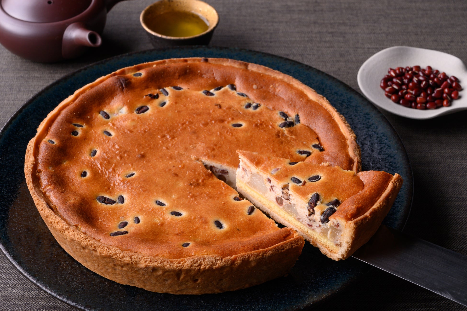 【鳥羽国際ホテル】～井村屋×鳥羽国際ホテル～　井村屋こだわりの「あずき」を使ったチーズケーキ