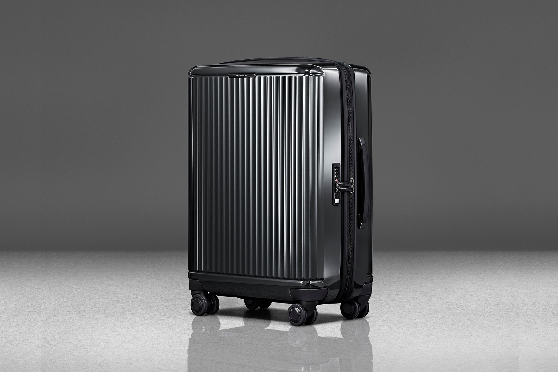 【四条河原町温泉 空庭テラス京都 別邸】自家源泉温泉で蒸し上げた松葉蟹を堪能する特別プランを販売