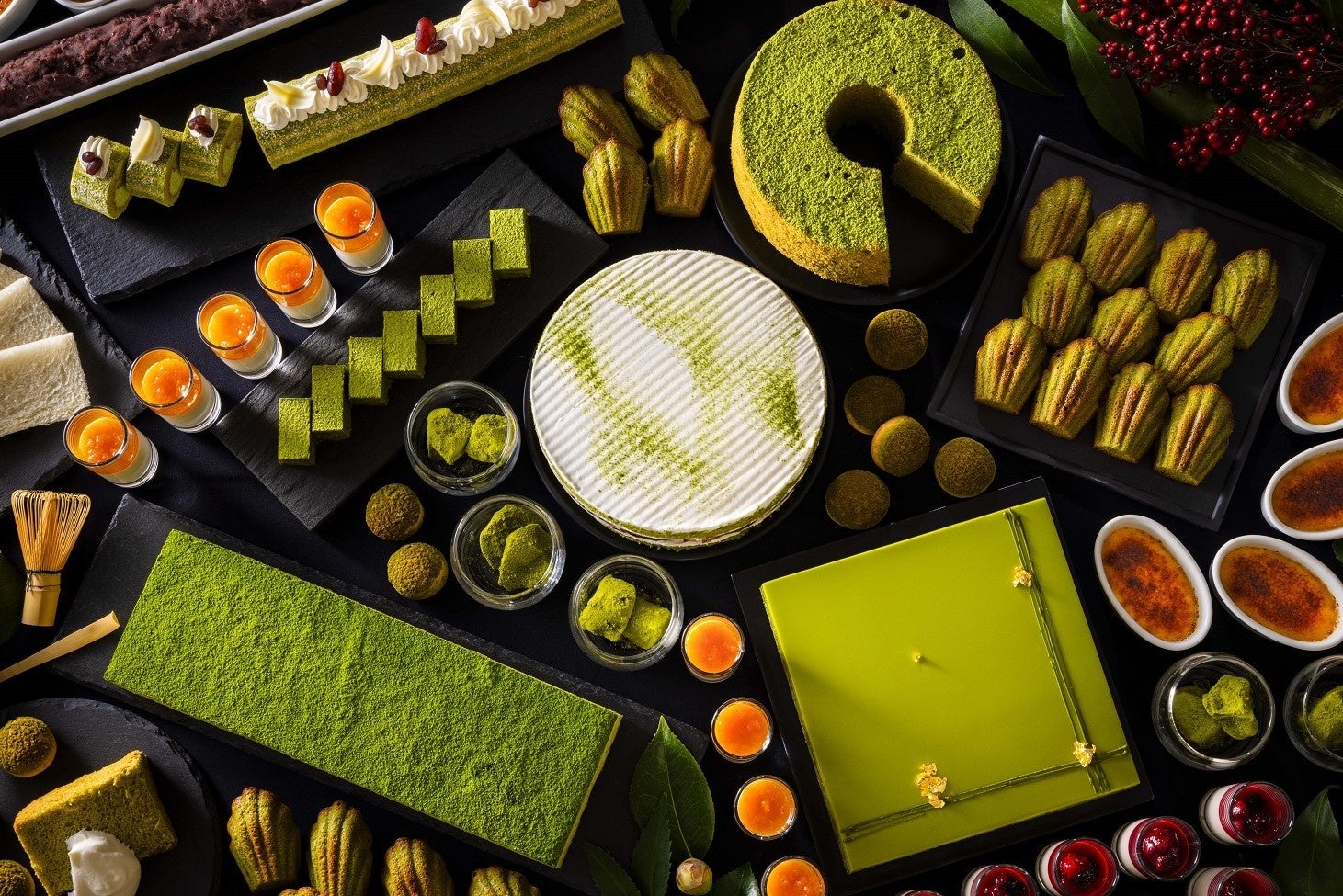 上品で優しい甘さ広がるメロンと9種類のフレッシュハーブで彩るリラックスしたひとときを「メロンとフレッシュハーブのアフタヌーンティー」