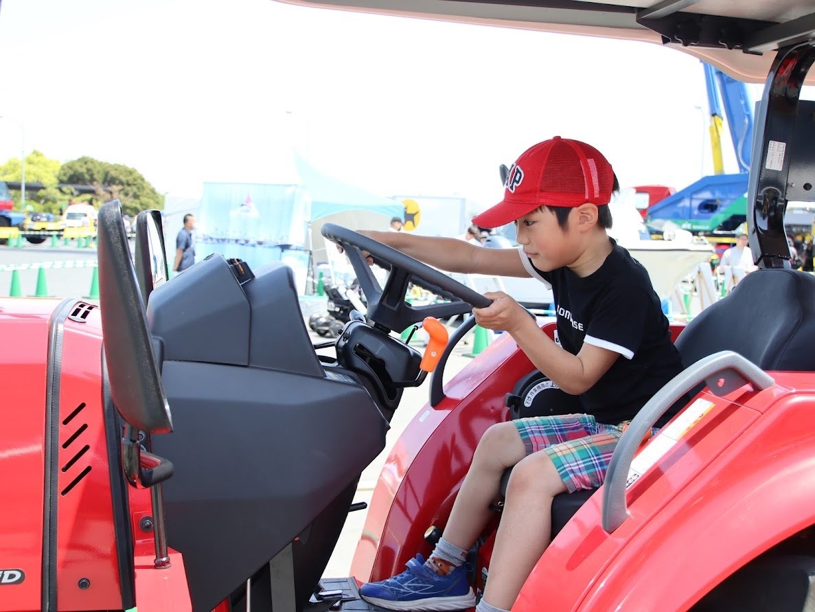 ゴルフツアー「Sustainable Golf Tour ZAMST OPEN」を開催