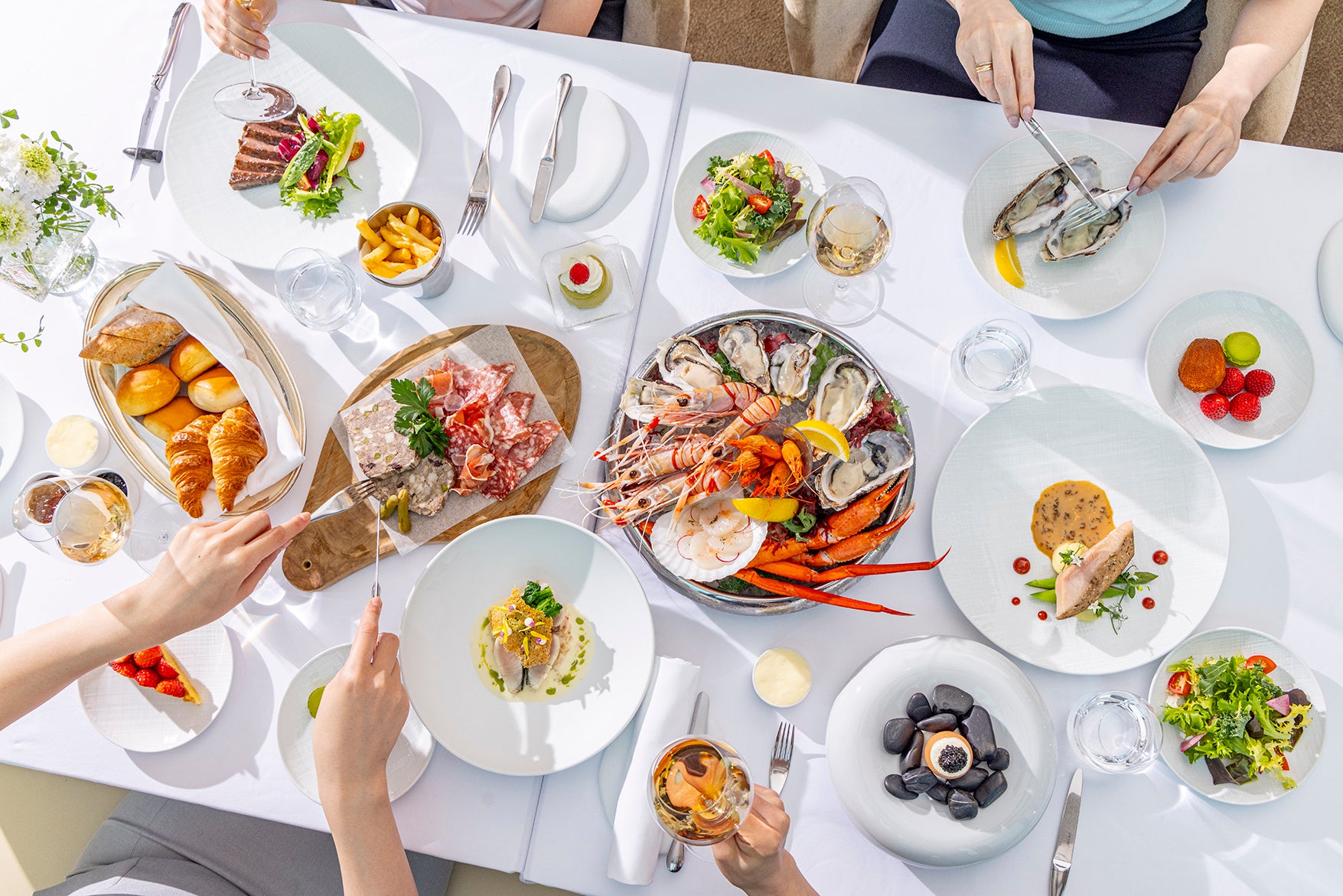 肉汁滴るうまさメジャー級!日米の文化が融合した和牛バーガー誕生