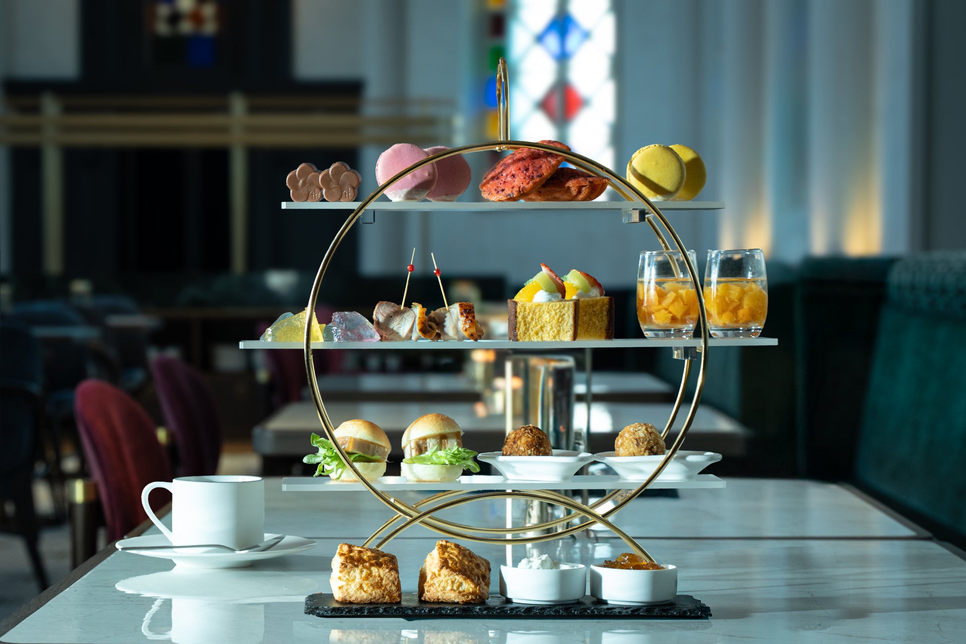 【ホテルインディゴ長崎グラバーストリート】「HOTEL INDIGO Nagasaki Glover Street with PIERRE HERMÉ PARIS」を発売