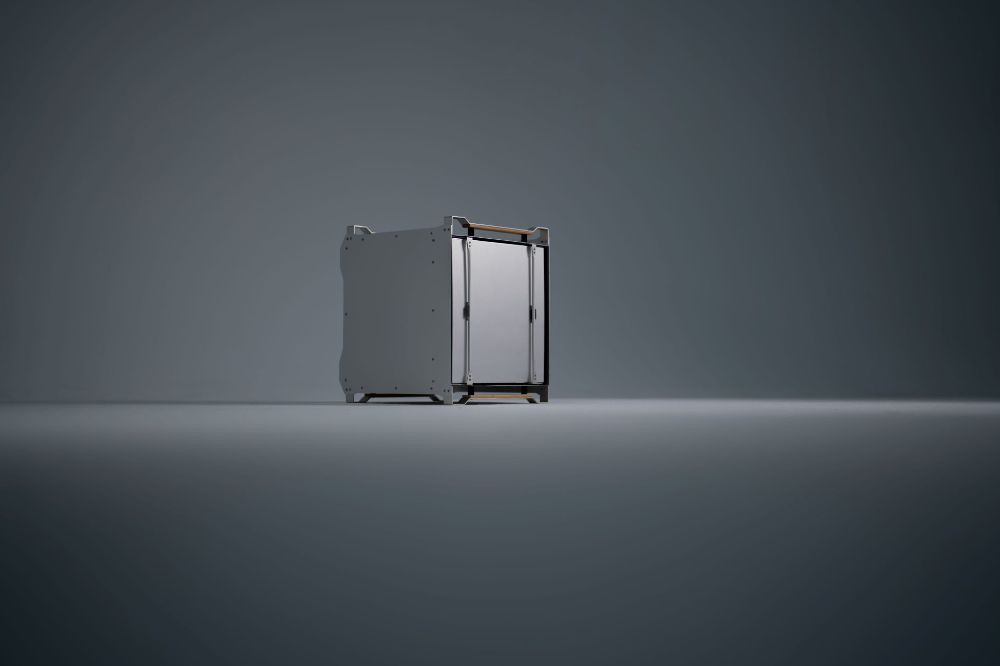 TOKYO CRAFTS(トウキョウクラフト)から軽量シェルター「エフィカ」とコットテント「タルビス」が新登場!3月21日(金)19時より予約発売開始