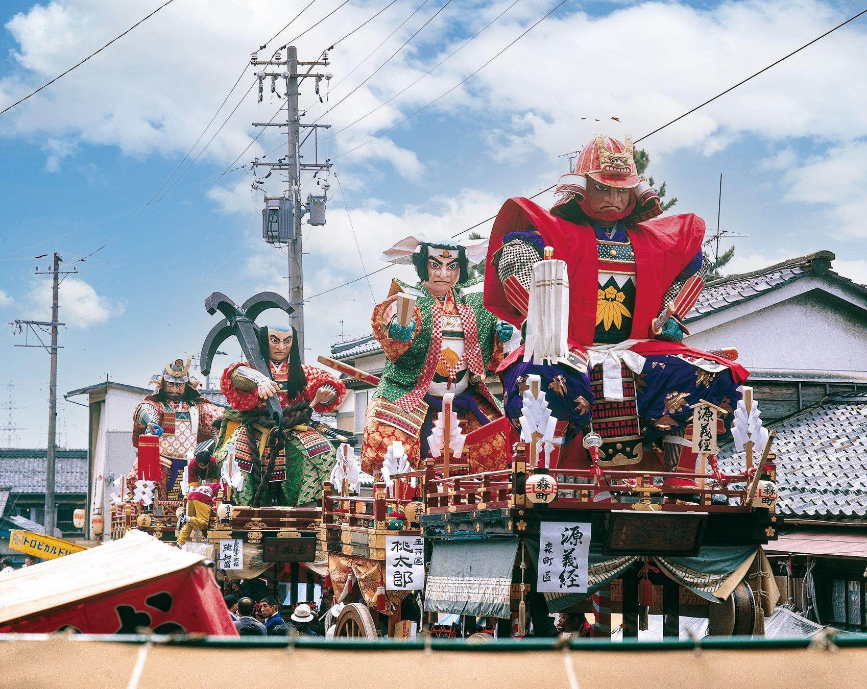 北陸三大祭・三国祭に包まれる分散型滞在施設で、歴史と湊町の栄華に触れる初夏の旅
