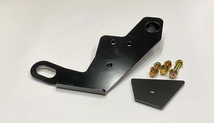 よりレーシーな車輛へ。ジムニー専用牽引フック新発売！
