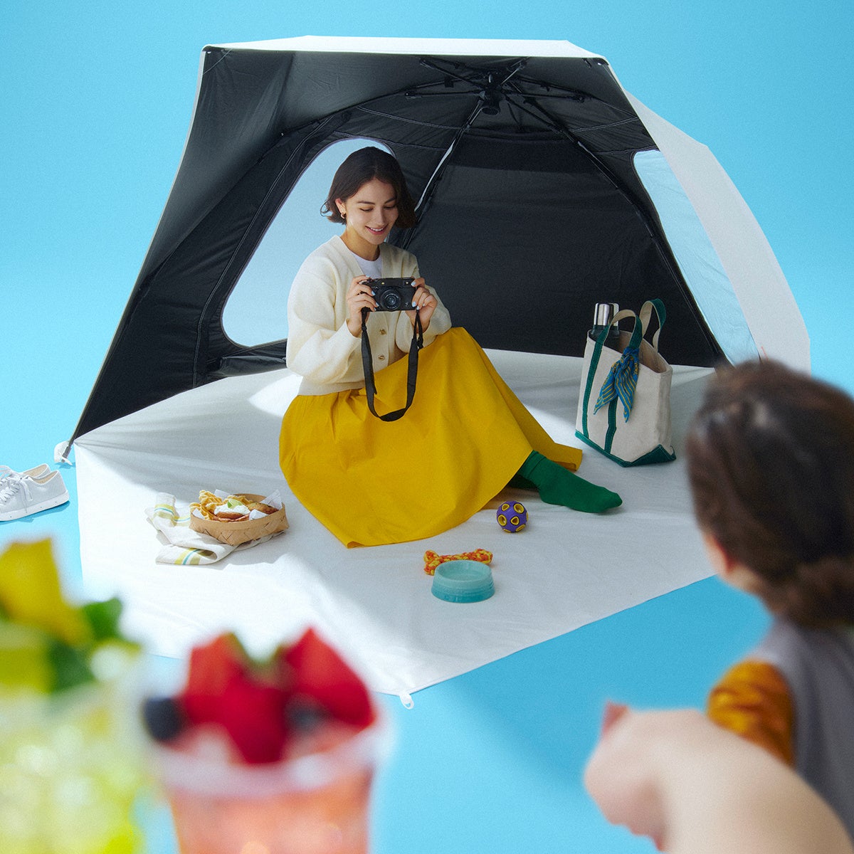 公園で映える！”まっしろ”でスタイリッシュなサンシェード新登場！おしゃれママのUVカット対策に