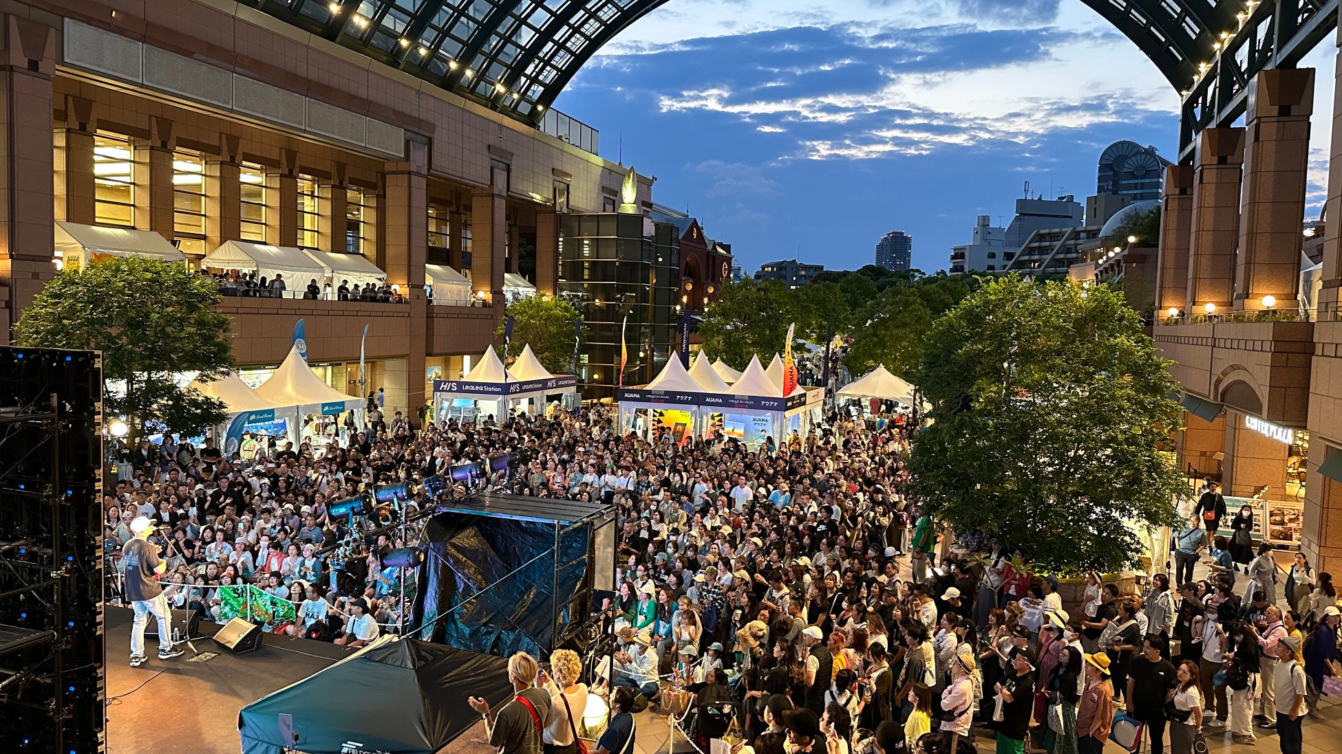 【Cafe&Bar カリン×アントレーズ】みずみずしいメロンと、深みある抹茶の「Green Afternoon Tea ～メロン×抹茶～」