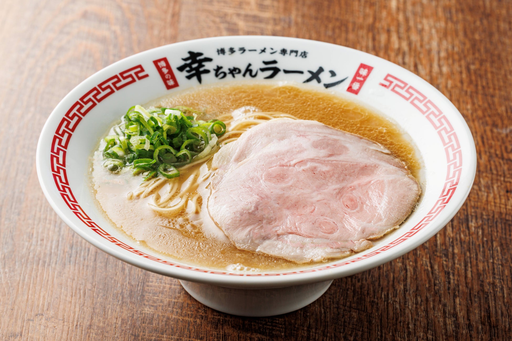 本場・博多の味を銀座で堪能！「幸ちゃんラーメン」が期間限定で登場 ～銀座のホテル バー＆ラウンジで味わう、こだわりの豚骨ラーメン～