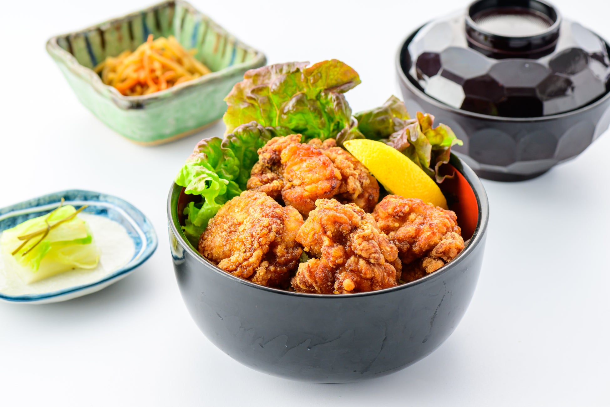 【新日本海フェリー】船内レストラン「～海風と味わう地域の恵み～初夏の彩り美食フェア」 5/26スタート！