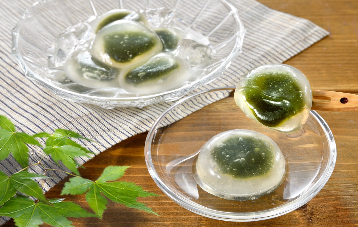 【全国でここだけ】夏季限定！もっちり・とろ～り 納涼スイーツ「京都 濃茶水まんじゅう」新発売