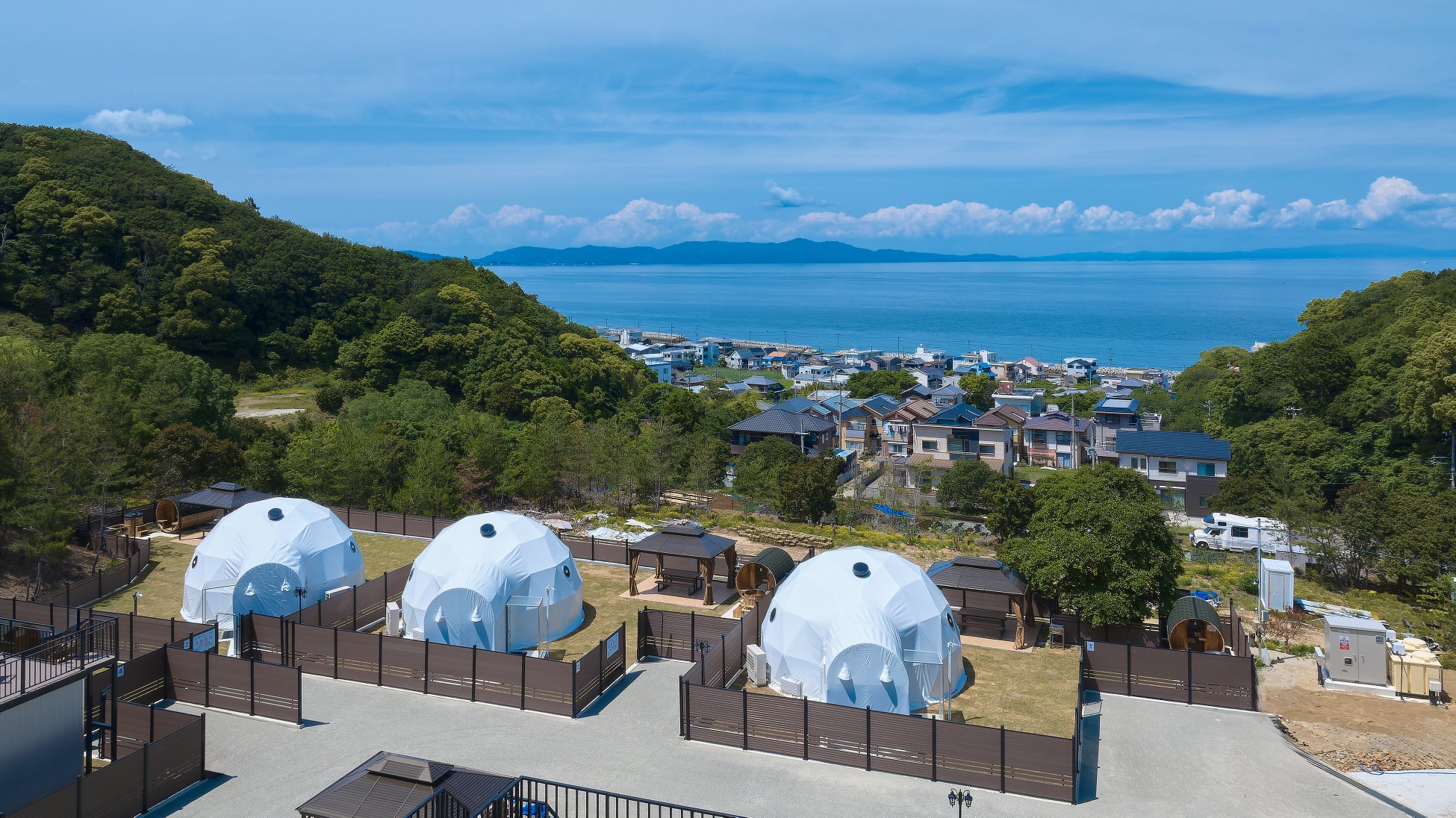 奥日光の初夏の訪れを告げる可憐なクリンソウがまもなく見頃を迎えます 大群落「千手ヶ浜」に広がる神秘的な風景をお見逃しなく! 〜休暇村日光湯元露天風呂でもクリンソウをご覧いただけます〜