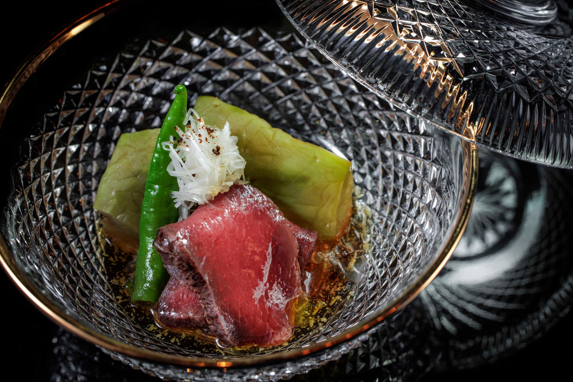 【星のや軽井沢】滋味あふれる「旬の夏鹿」や色鮮やかな夏野菜などの信州の恵みを涼やかに味わう「山の懐石」夏メニュー提供開始