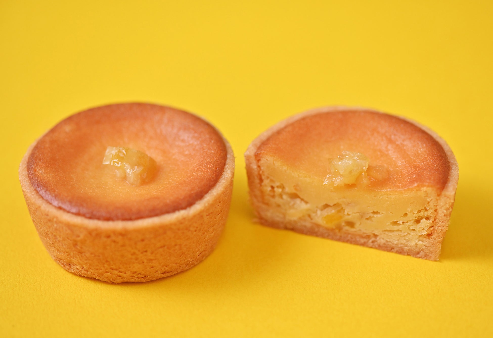 伊東の和菓子店「石舟庵」が販売25周年を迎えた焼き菓子「みかんの花咲く丘」をリニューアル