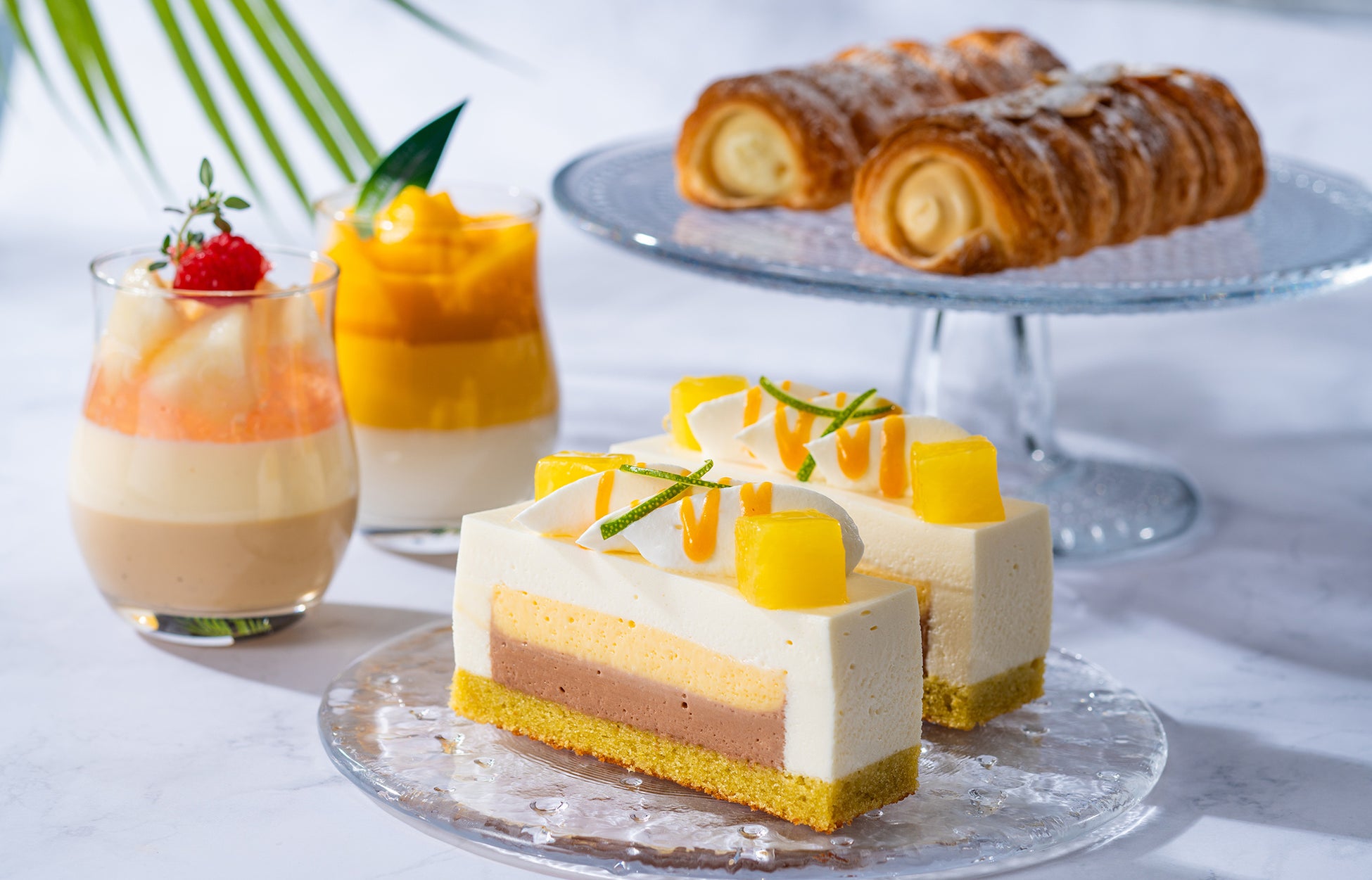 夏香るフルーティーなケーキ＆涼やかなグラススイーツのほか 冷やして美味しいサクッと軽やかなブレッドも。「サマーフルーツフェア fruity×juicy」を開催