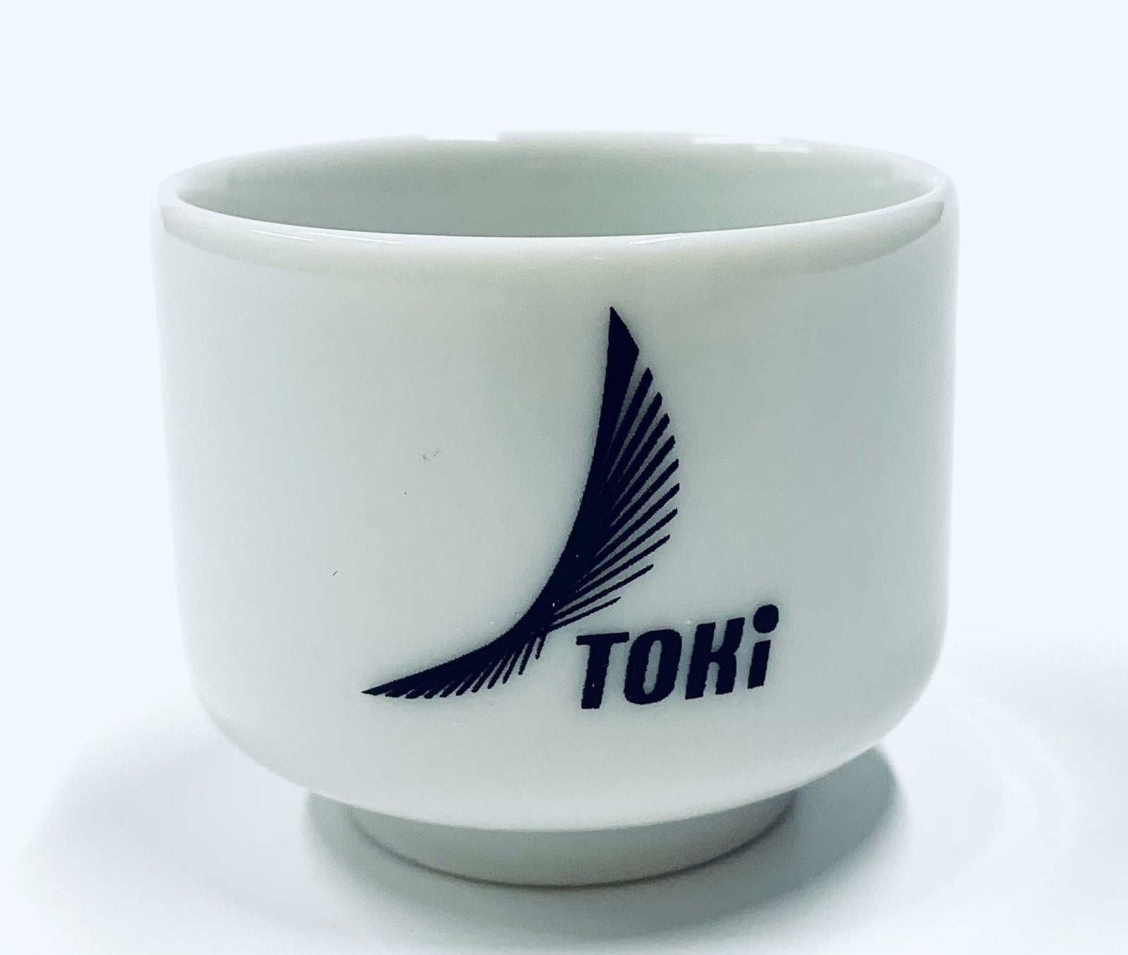 トキエア、“空と酒のある風景”をテーマに企画した特別なお猪口を　　6月20日から販売開始！