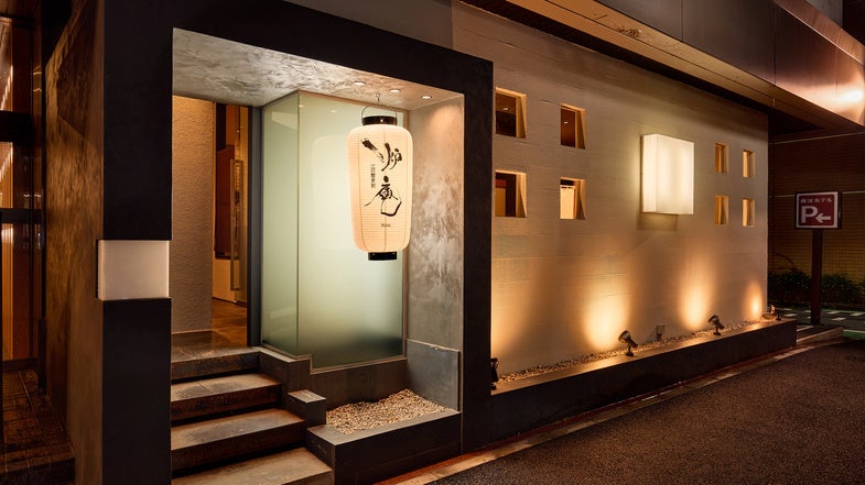 【博多駅徒歩2分に新業態が誕生】「博多炉ばた 鮮魚と蕎麦 炉庵‑ROAN‑」が6月16日（月）グランドオープン！都内人気店「炭火焼きリリー」を運営するHVIEWの九州初進出