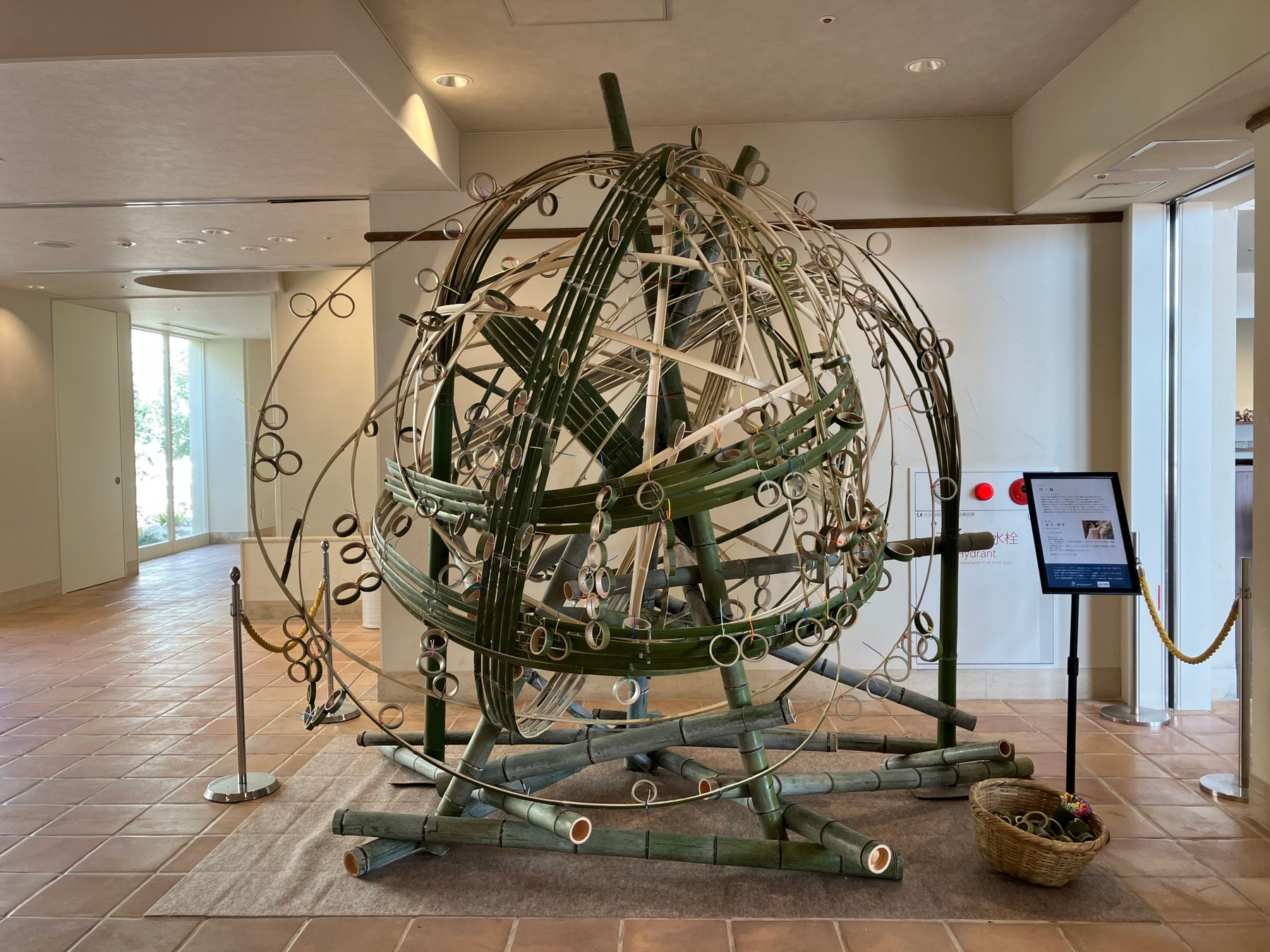 ロッテ×ホテルのコラボ!世界に一つだけの「コアラのマーチ」お菓子ボックスを作ろう-親子で楽しむ工作教室-