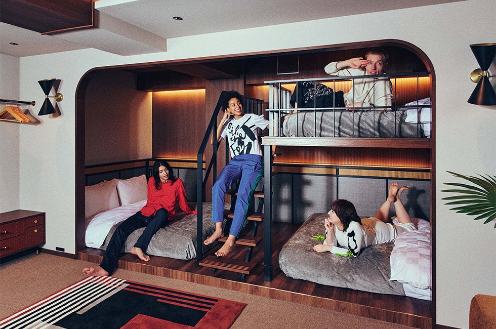 お金がかかるお盆、帰省やお墓参りでどれだけ費用がかかっているのか？