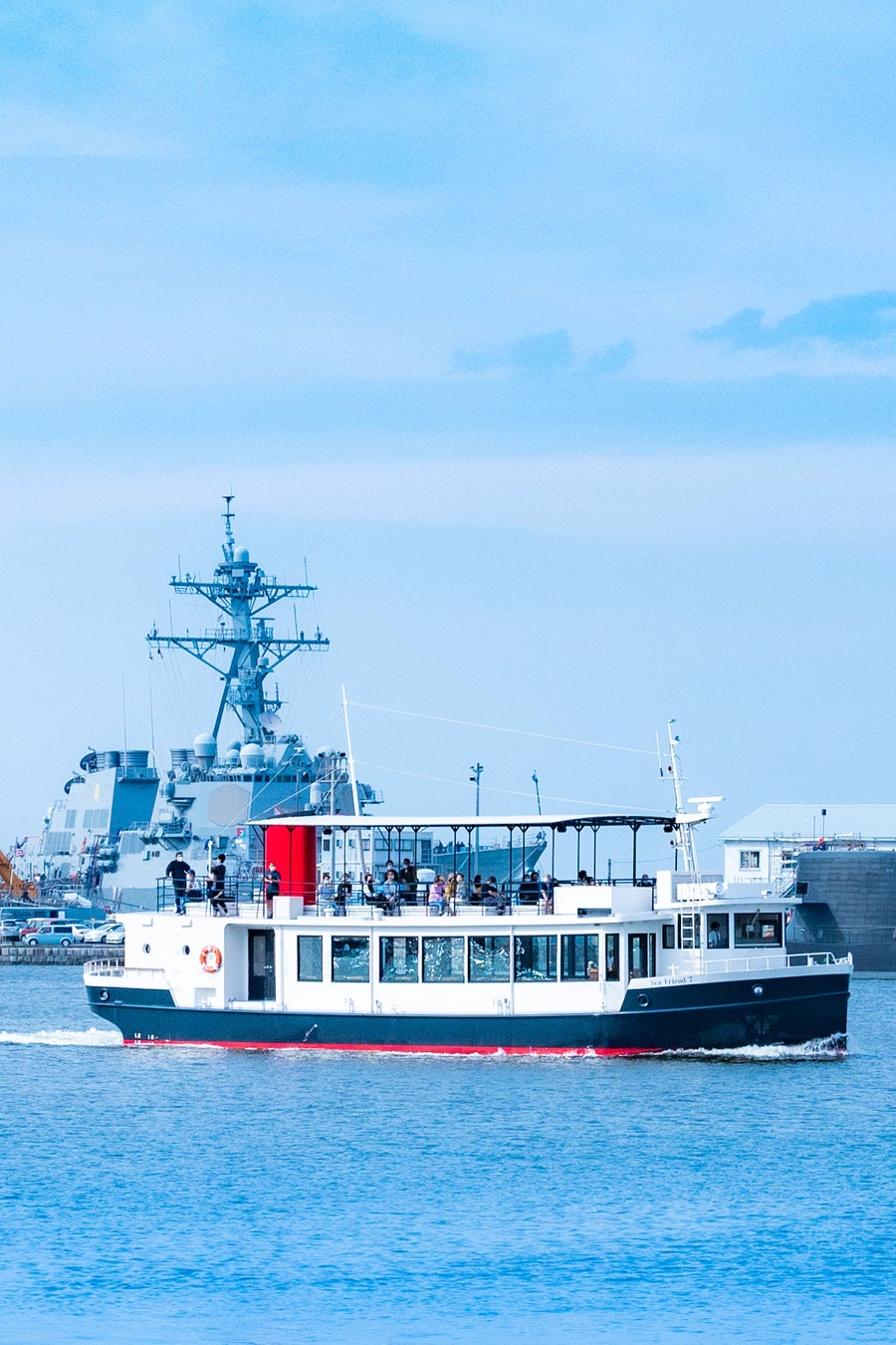 はとバスでお得に横須賀を周遊！「YOKOSUKA 軍港めぐりと四季折々の花を満喫！ソレイユの丘」を運行します！