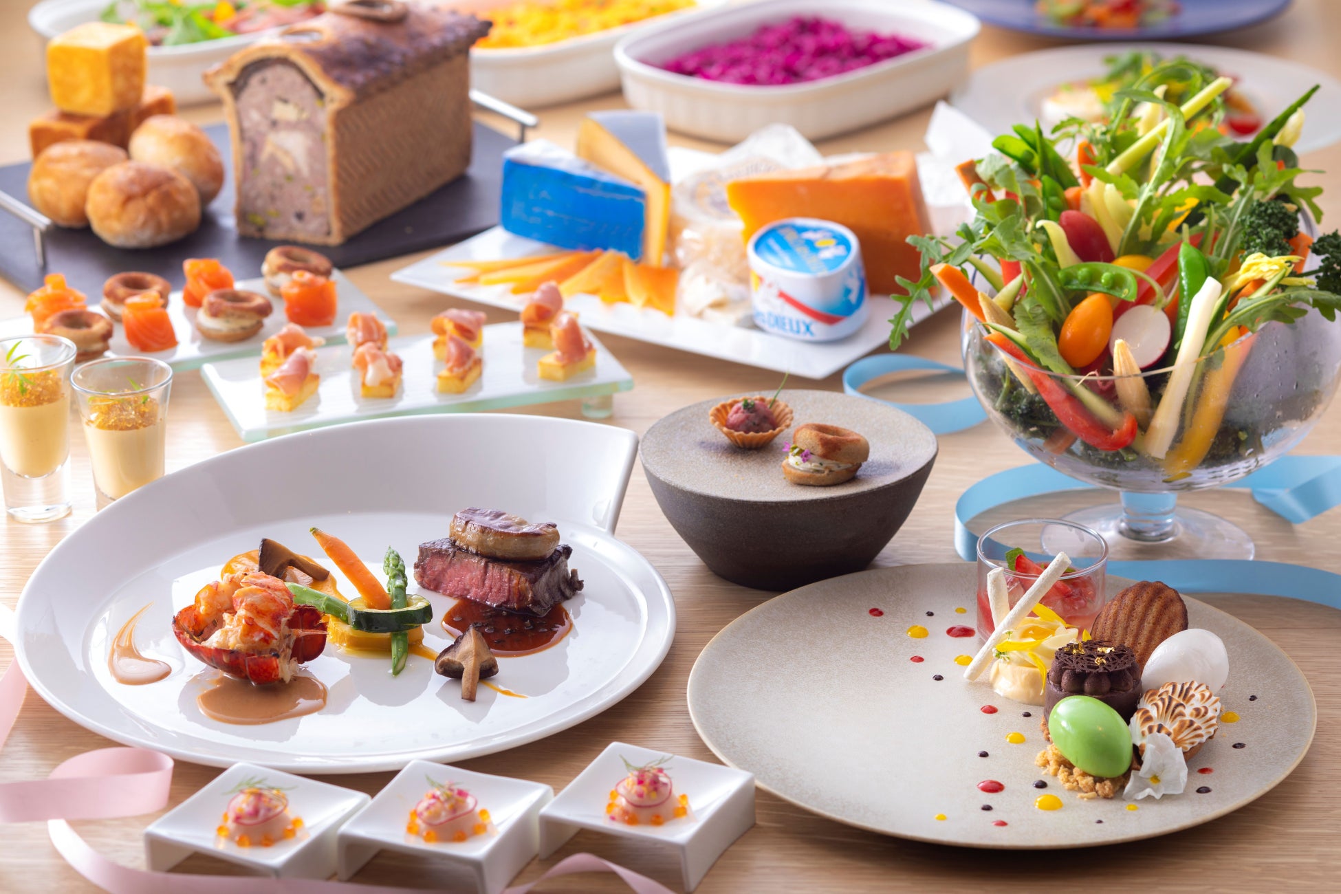 7月11日(金)六甲山 夏の風物詩「氷室開き」を自然体感展望台 六甲枝垂れで開催! 体験型アートイベント「エモい展」も好評開催中!