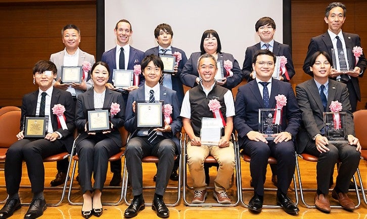 TIAD, AUTOGRAPH COLLECTION ピエール・エルメ・パリとのコラボレーション アフタヌーンティー