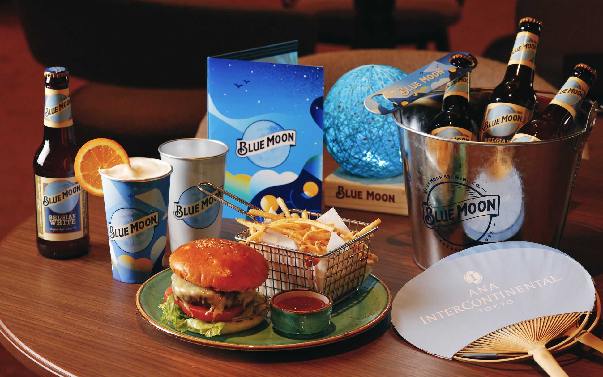 ＡＮＡインターコンチネンタルホテル東京×BLUE MOON 夏を感じる爽やかなビールと特製バーガーの贅沢ペアリング体験