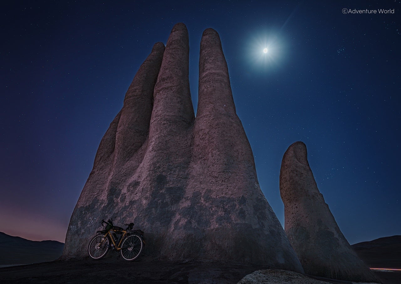 【名古屋プリンスホテル スカイタワー】矢場とん公式マスコットキャラクター ぶーちゃんの来店イベントも開催予定名古屋名物みそかつの「矢場とん」とのタイアップバーガーなど計3種を販売