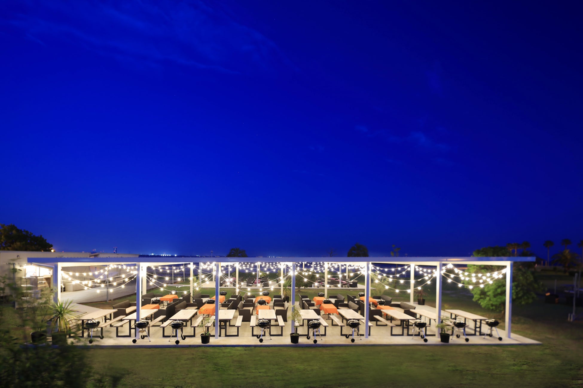 旅行アプリ『NEWT(ニュート)』、NEWTツアー参加者が無料で使える「NEWTラウンジ ワイキキ」をハワイにオープン!