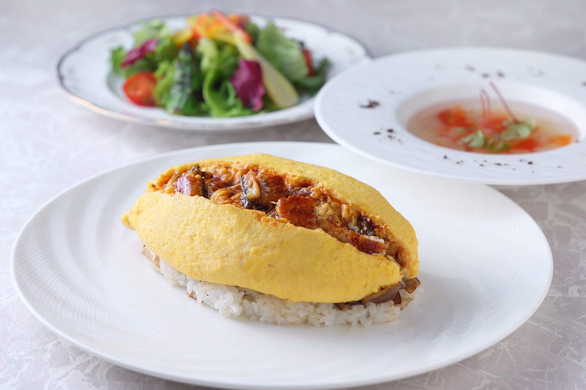 【ホテル日航プリンセス京都】土用の丑の日『実山椒が香る 鰻オムライス』を7月19日より販売