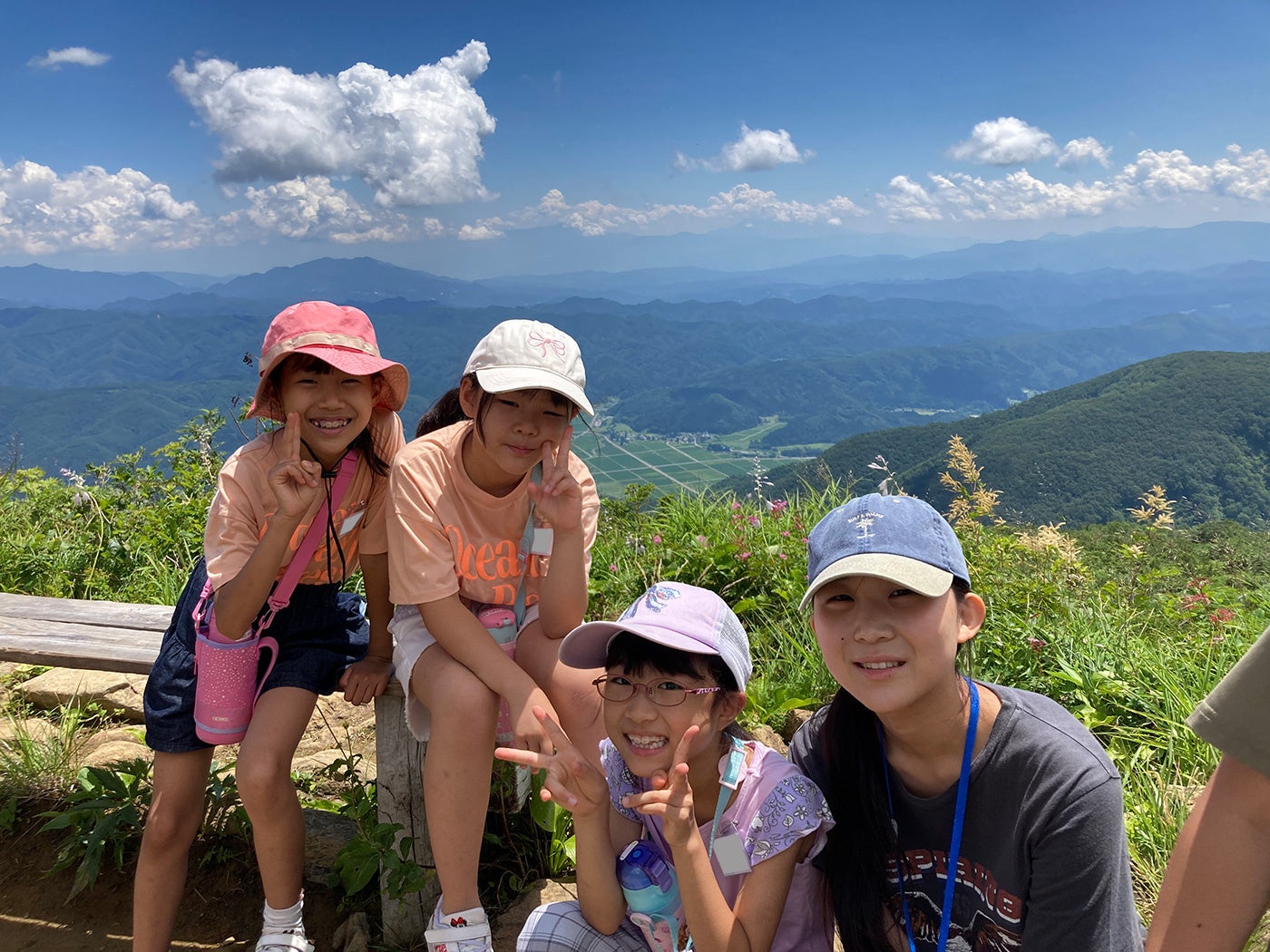 浅草に“動く自動販売機”が出現!? TVアニメ『自動販売機に生まれ変わった俺は迷宮を彷徨う 2nd season』と「東京力車」が前代未聞のコラボを発表!