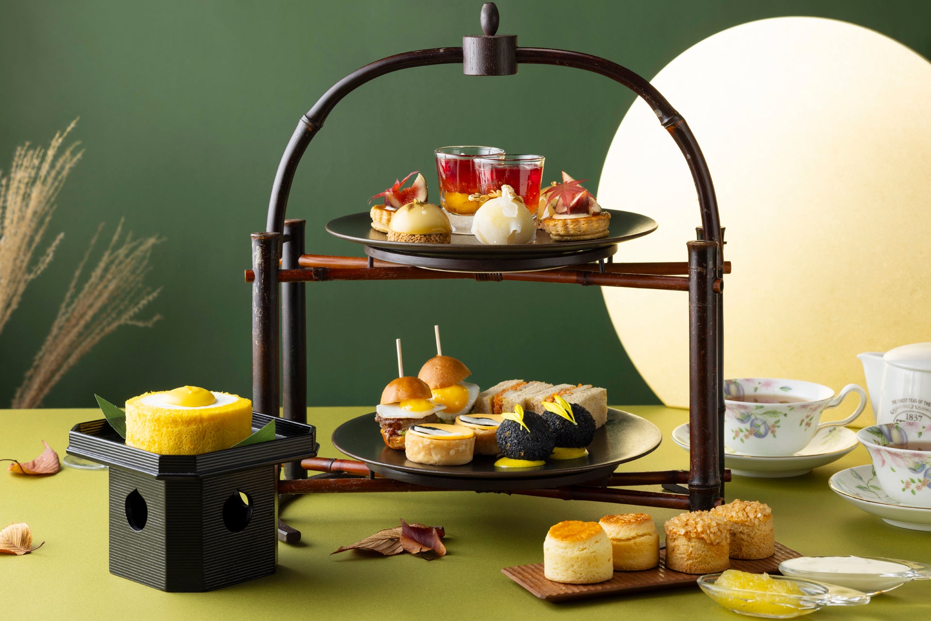 【FDAアップサイクルプロジェクト第3弾】廃棄予定のライフベスト/客室乗務員の旧制服を使った商品を開発