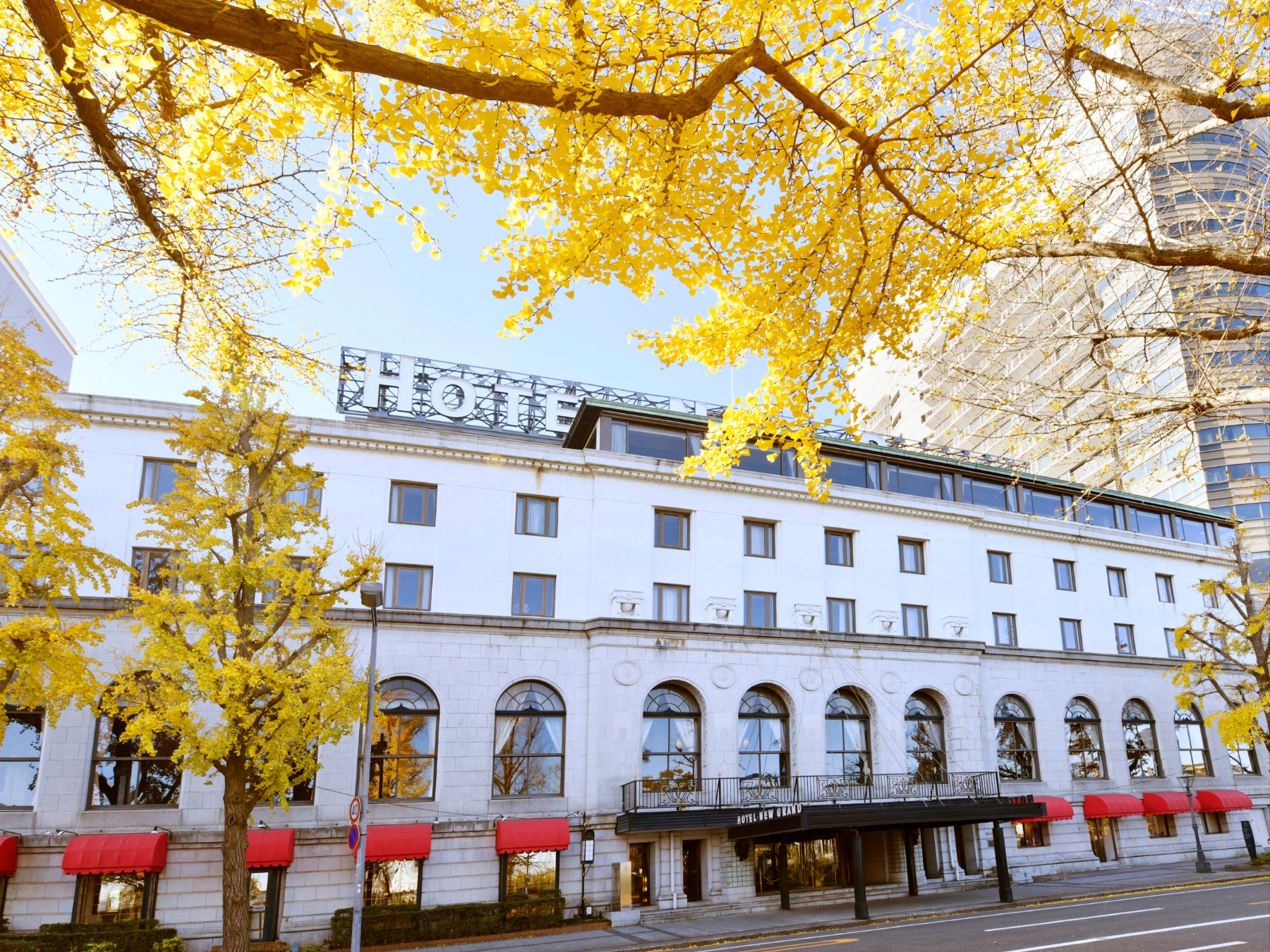 リゾ-トウエディングを提供する株式会社グッドラック・コーポレーション、「アールイズ・ウエディング株式会社」へ社名変更