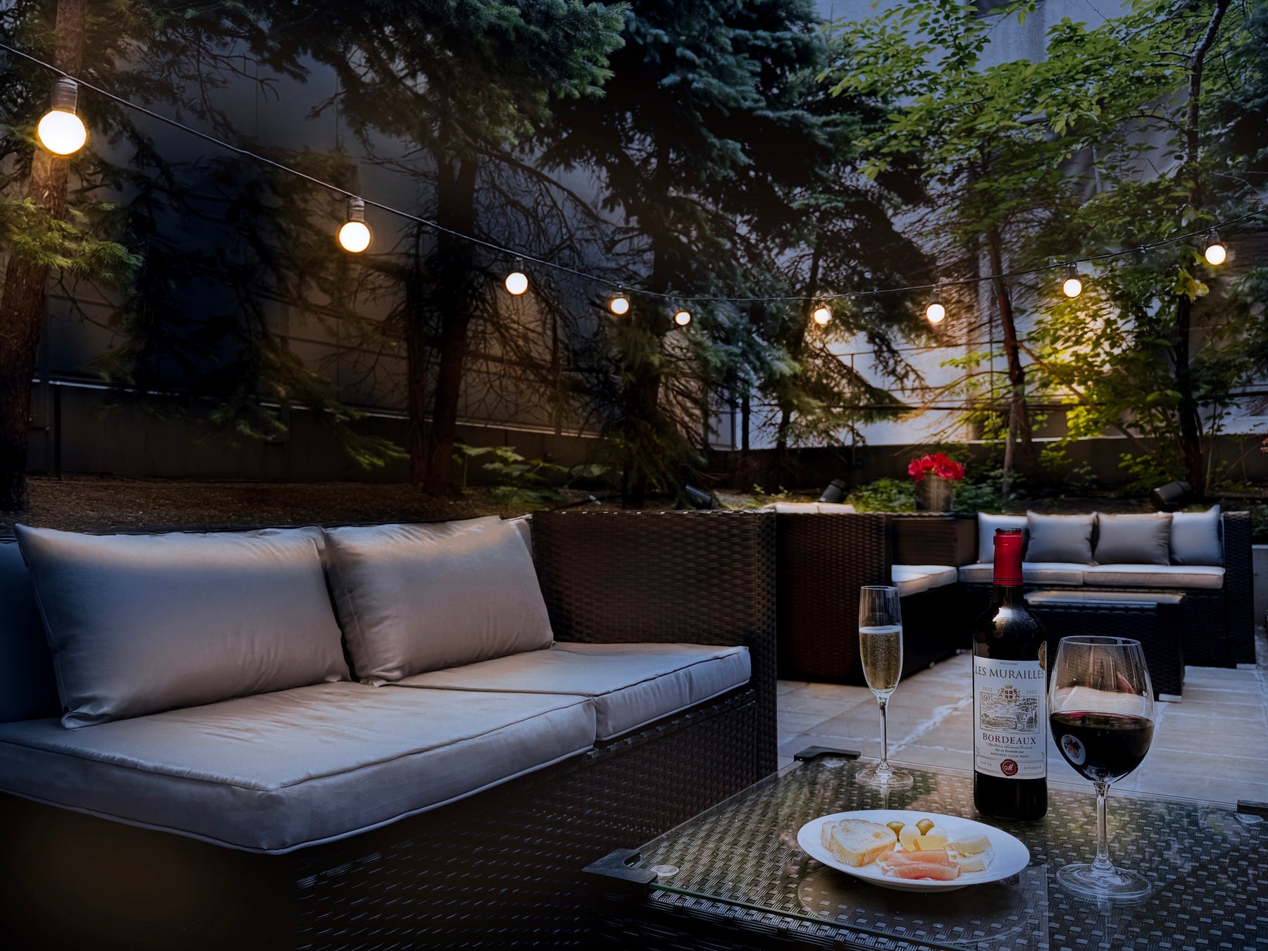 高尾山の未来を守る循環型商品を開発・販売【持続可能な高尾観光まちづくり事業】