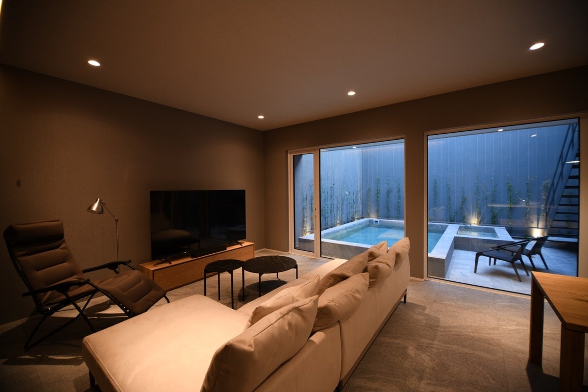 【累計販売数40万点突破】PYKES PEAKが叶える“手軽で快適なアウトドアライフ