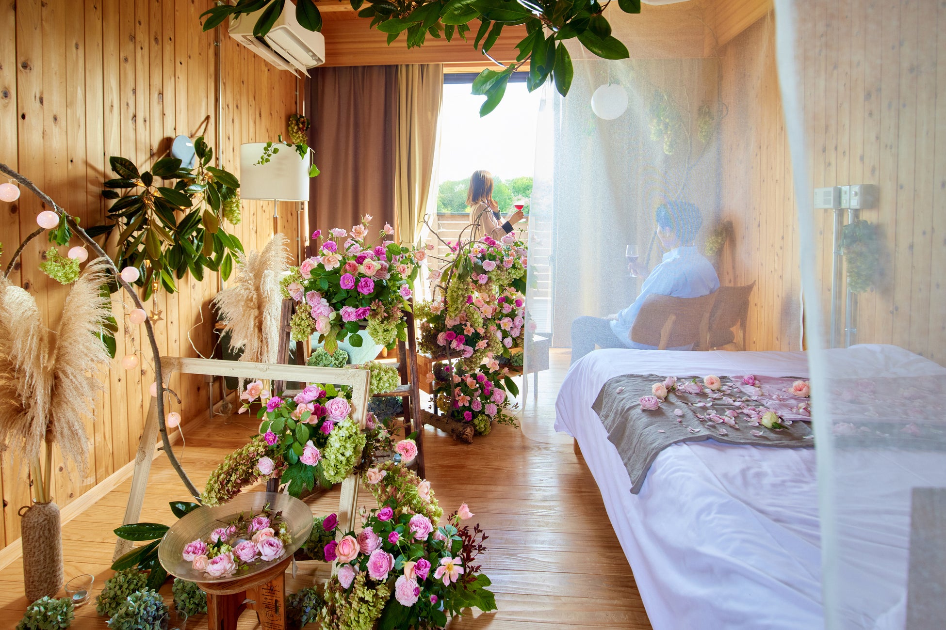 気候に寄り添い、日常を彩る アウトドアアクティビティブランド『KiU』より気分で選ぶ『KiU 2025 Fall & Winterバッグコレクション』が登場!