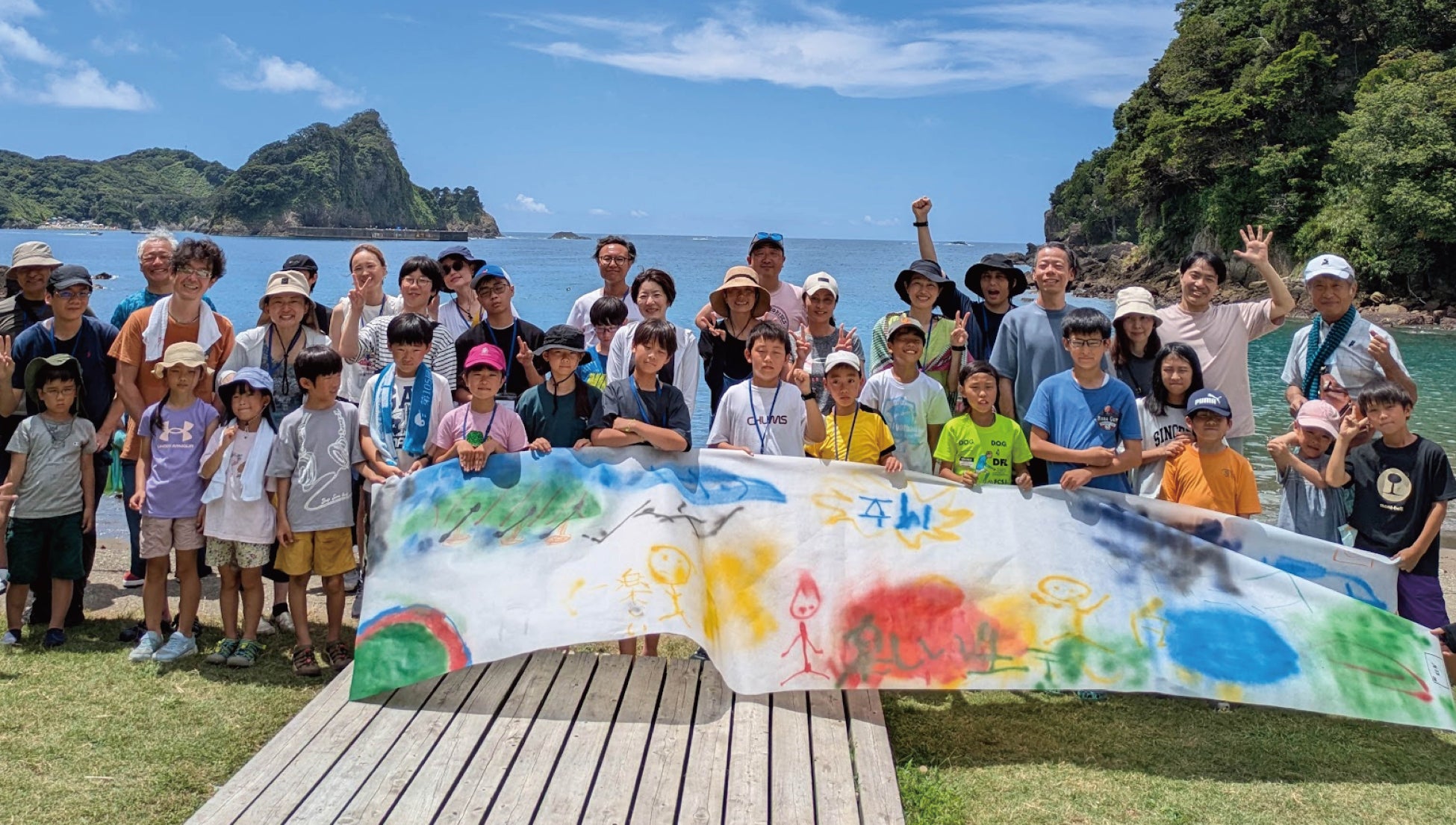 AOAO SAPPORO生まれ「キタイワトビペンギン」の雛の愛称を募集します