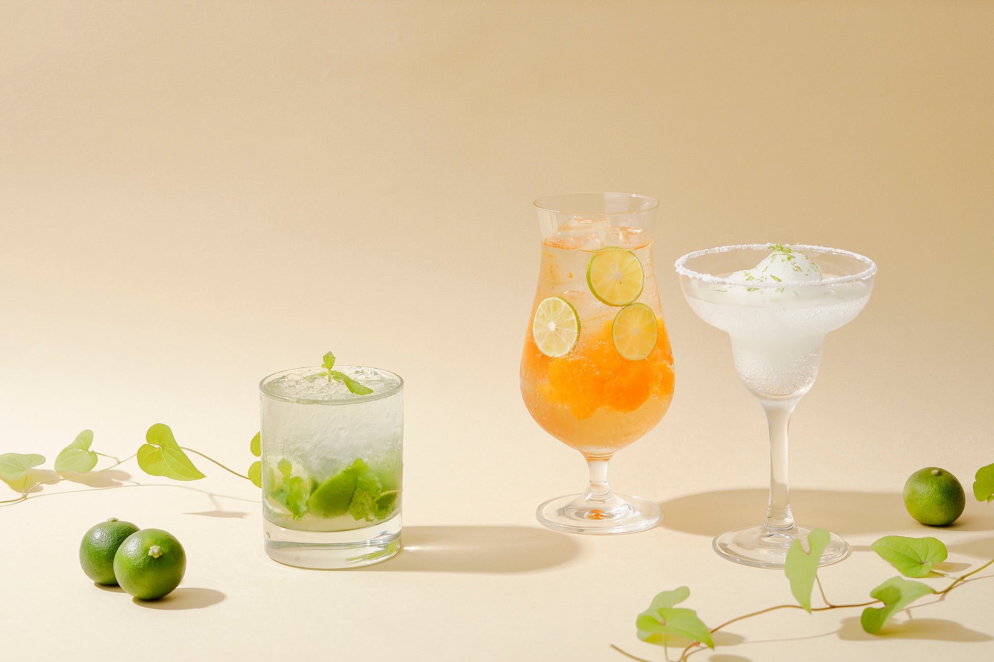 「蜷川実花 with EiM 共鳴するアクアリウム」開催記念!アトア限定のスペシャルグッズが登場します!