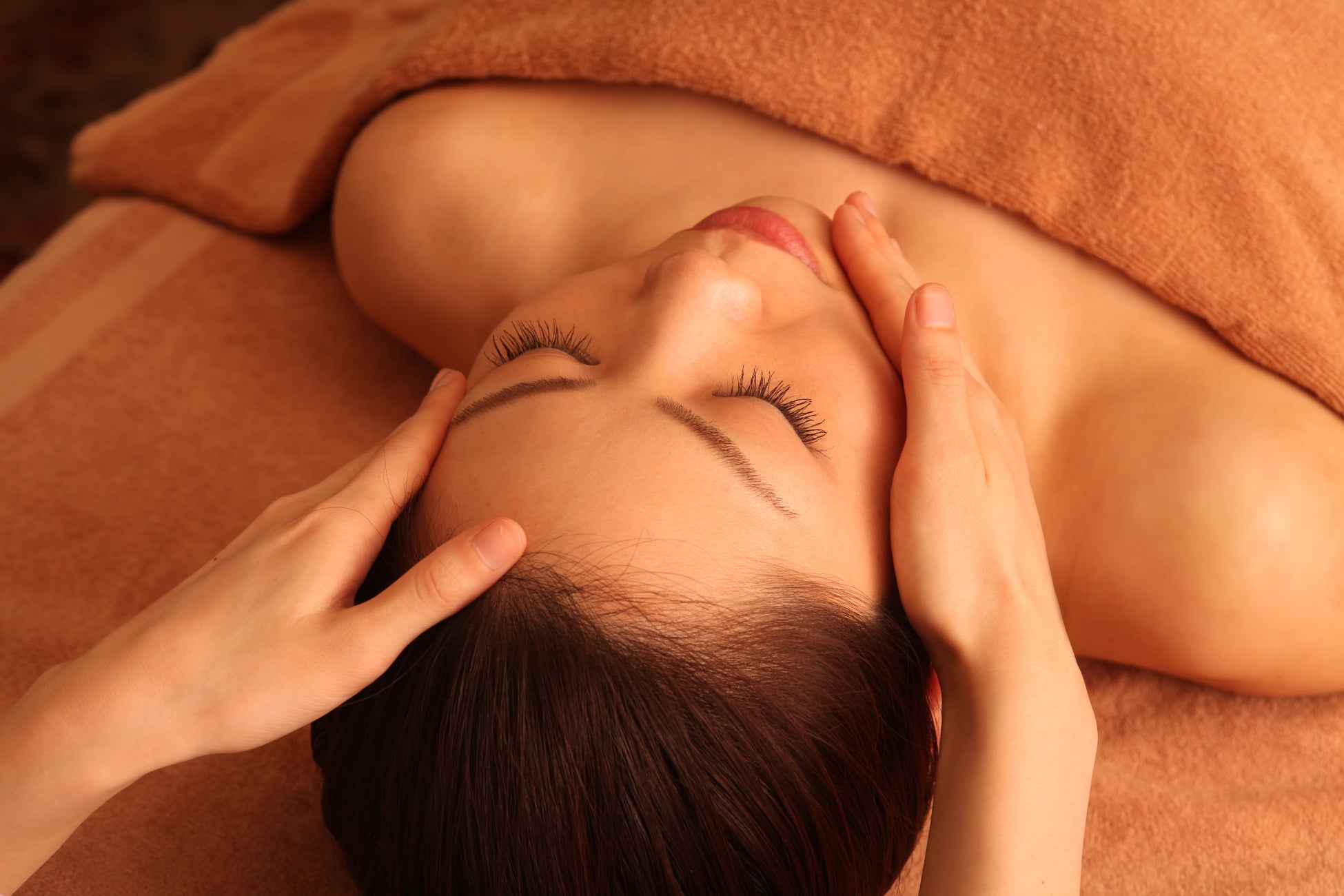 変なホテルプレミア 京都駅八条口前 客室でキャンプ体験「キッズキャンパールーム」発売