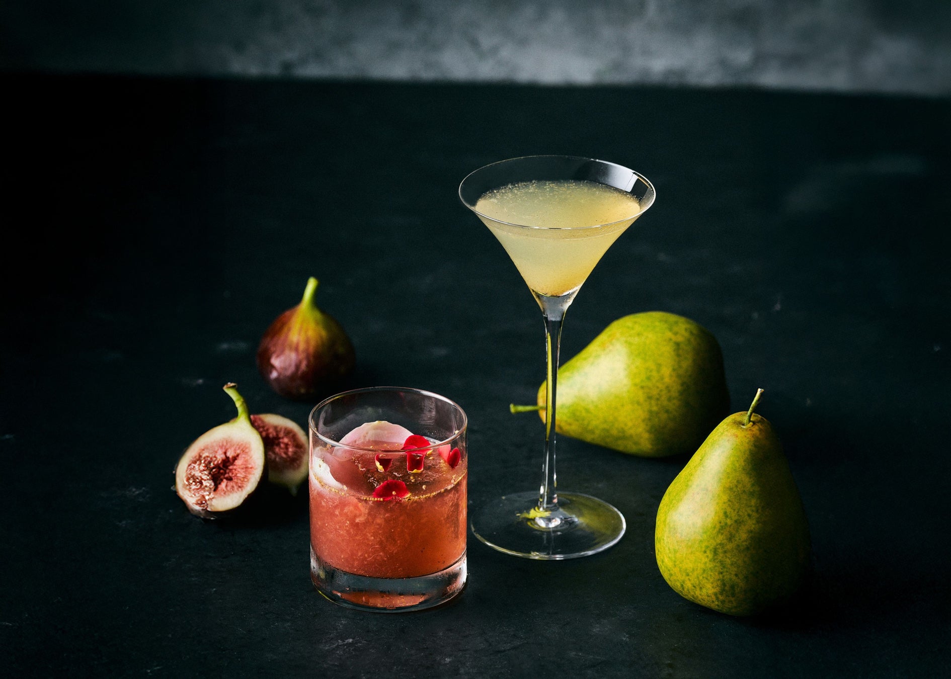 “万能の神”の名を冠した、スーツケースの新スタンダード。強さと美しさを兼ね備えた多機能モデル『APOLLON』登場