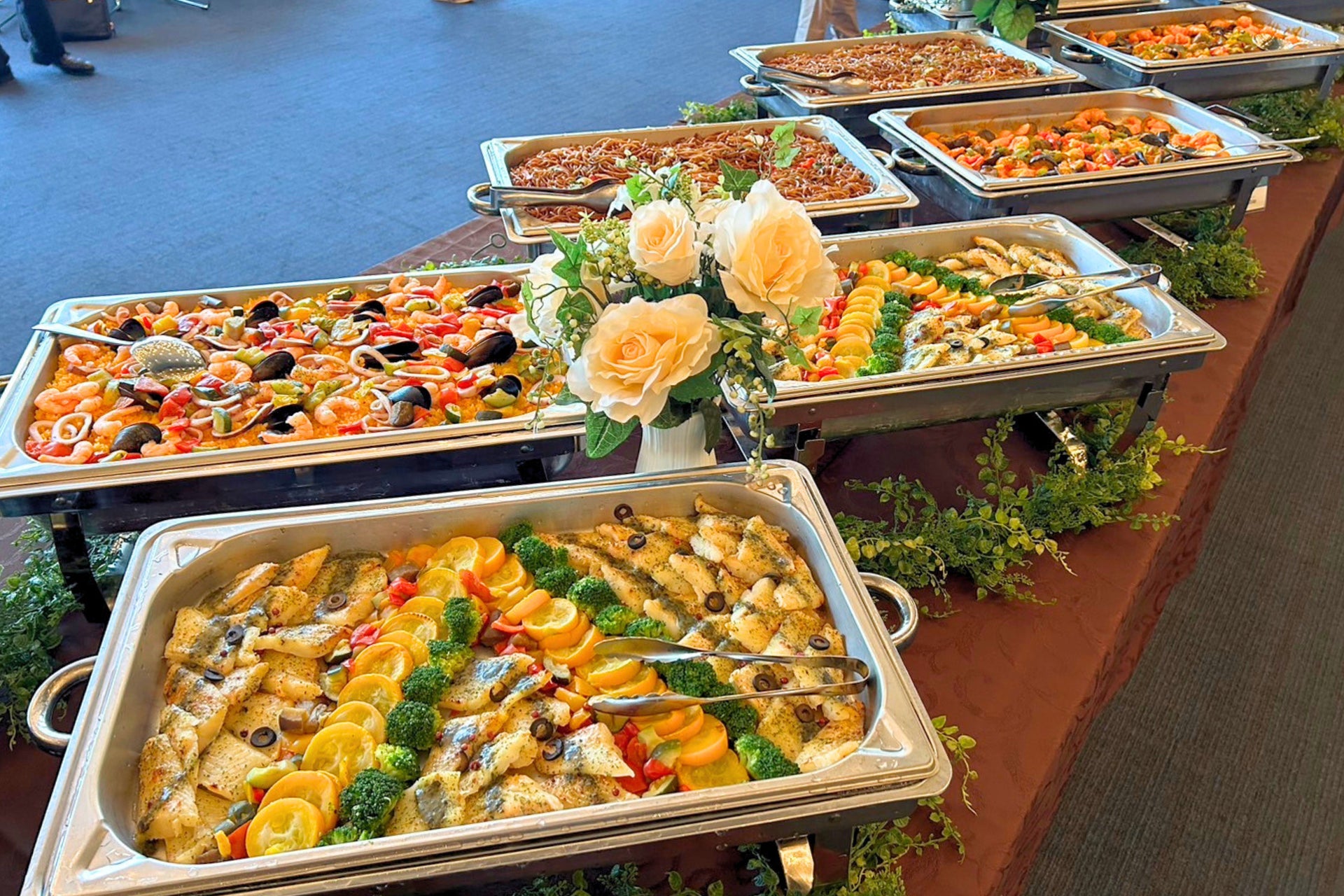 妖艶な歌姫たち「星屑スキャット ディナーショー2025」 大阪公演は、11月23日に開催決定!