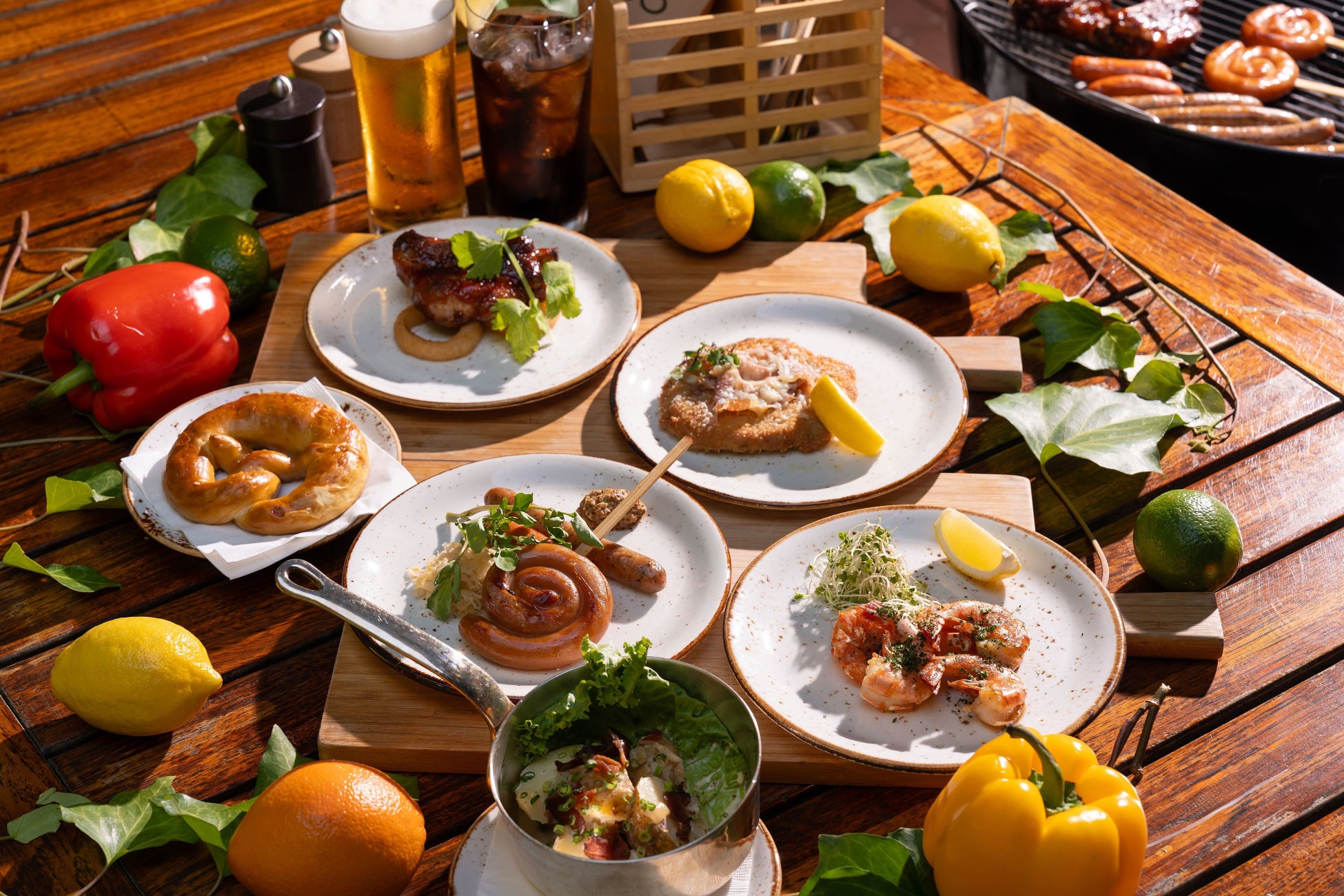 コートヤード・バイ・マリオット 新大阪ステーション_ホテル開業10周年_粉もんだけじゃない大阪の食の魅力、発見の旅へ_Around Japan vol.25「Discover Osaka」を発売