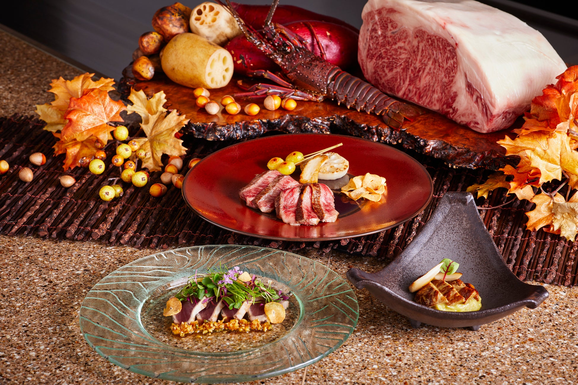 名誉総料理長 福田 順彦 監修のもと和洋中ペストリーの総力を結集 匠の技とセンスが光るおせち「和洋中スイーツ プレミアム五段重」