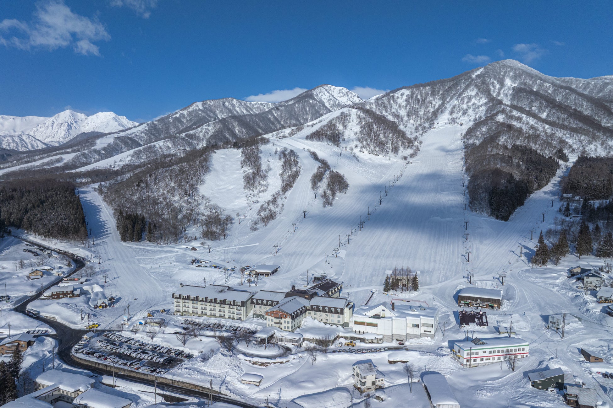 南会津で「ドローンショー×サイリウムダンス」初共演