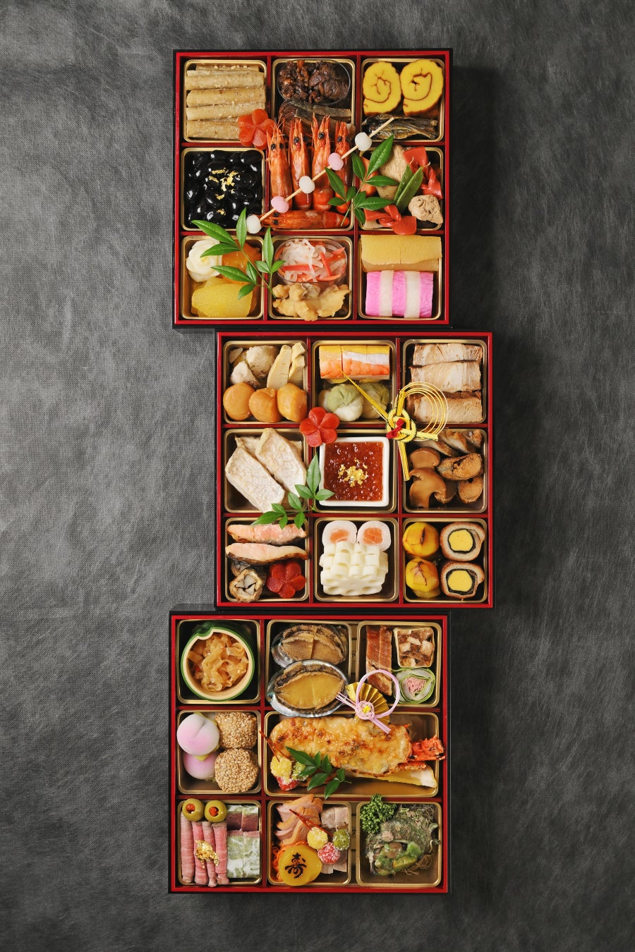 静岡市の紅葉の名所・秋のイベント|駿府城の日本庭園「紅葉山庭園」で紅葉とお茶を楽しむ!静岡市の紅葉スポットやライトアップイベントを紹介